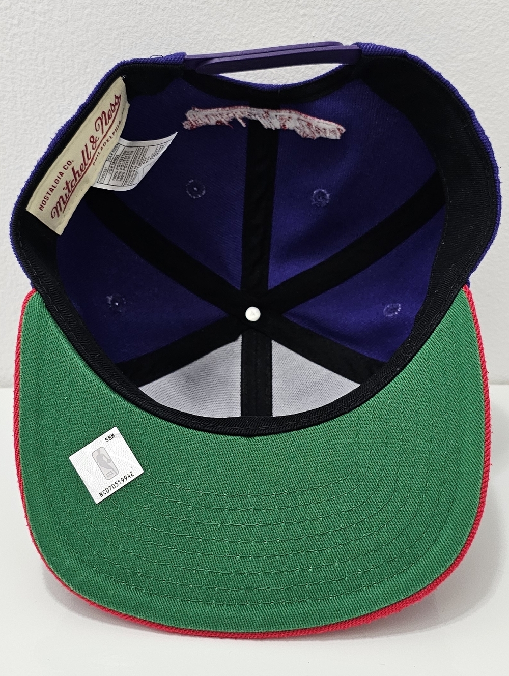Mitchell & Ness NBA Toronto Raptors Hat - Picture 9 of 15